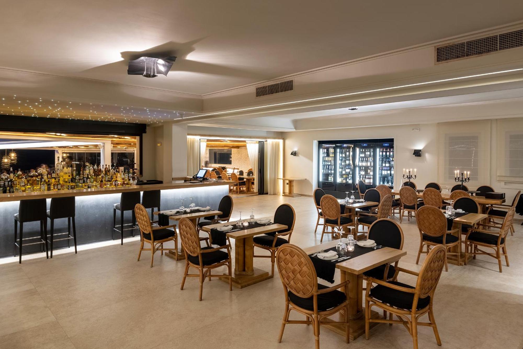 圣约翰别墅酒店 Agios Ioannis Diakoftis 外观 照片 The restaurant
